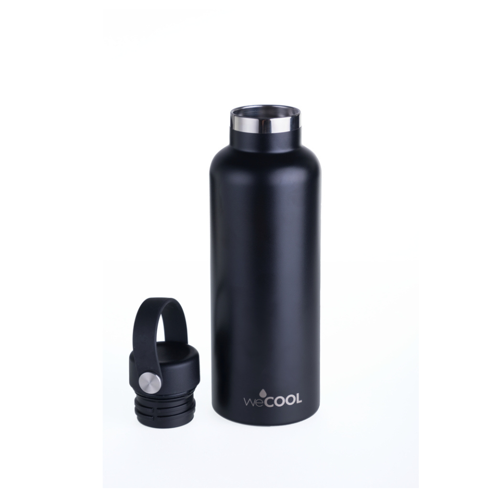 Botella térmica de acero inoxidable 650ml color negro, resistente a golpes y con tapa hermética.