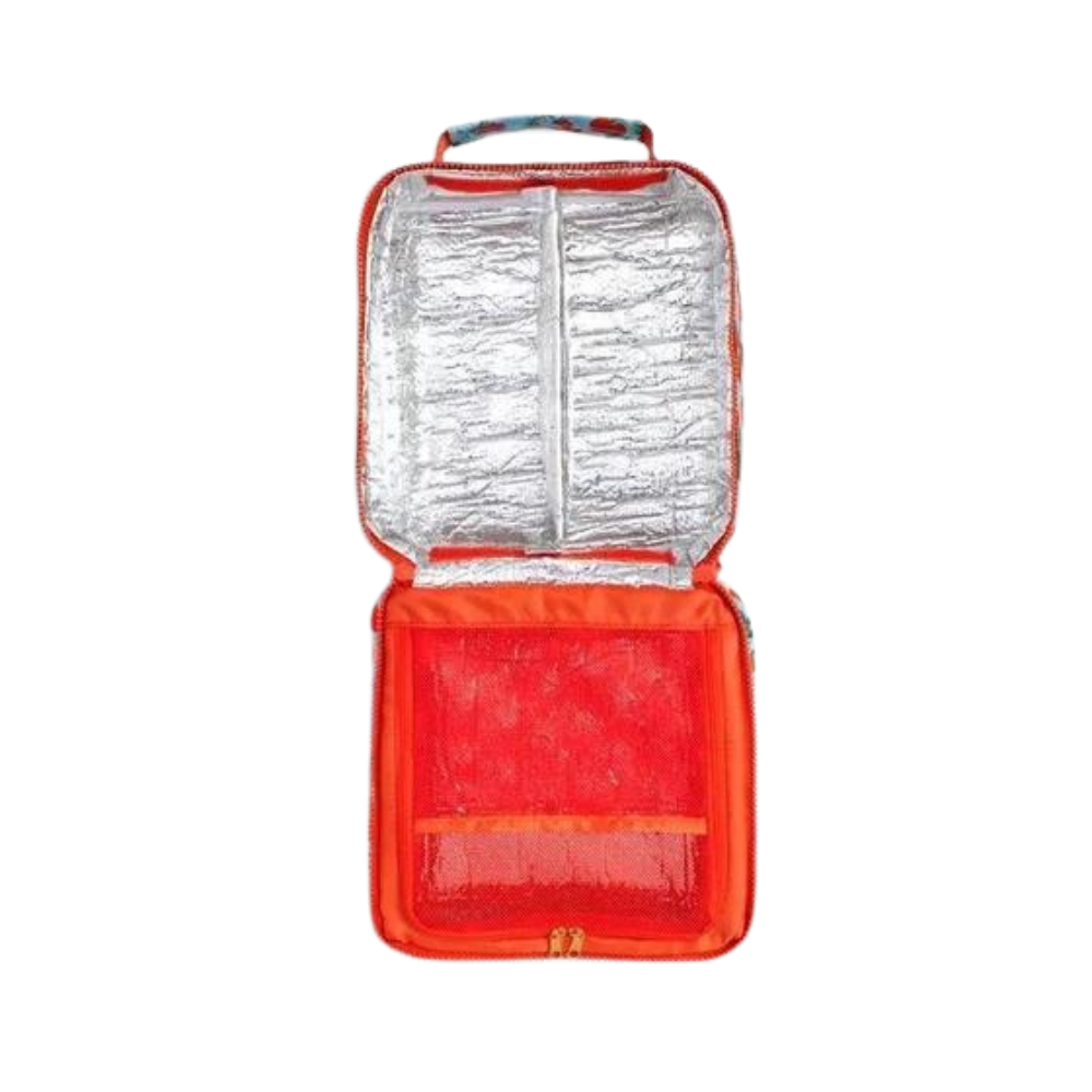 Lonchera térmica Strawberry Fields con diseño de fresas, forro aislante y divisor removible para alimentos frescos y organizados.