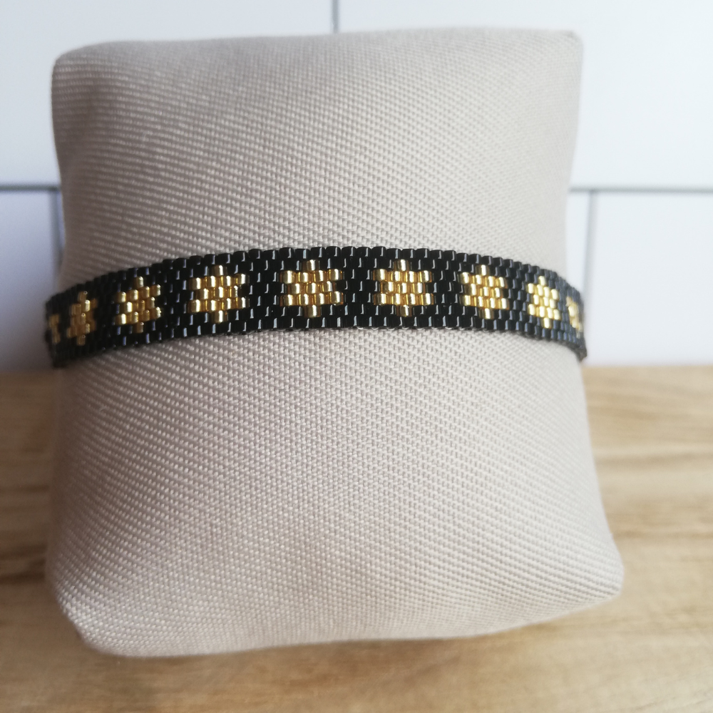 Pulsera de cuentas Estrellas Negro - Dorado, Tienda de Regalos en Línea, Envíos a todo el Perú