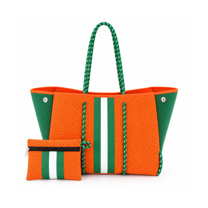 Bolso de neopreno naranja con verde y neceser incluido.
