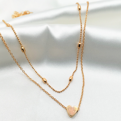 Choker de corazón orado, elegante y delicado, ideal para regalar o complementar tu look.