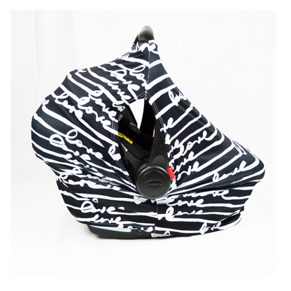 Cobertor para coche de bebé con UPF 50+ y estampado Love, gris, hojas verdes, o rayas azules, diseñado para protección solar, ventilación y comodidad.