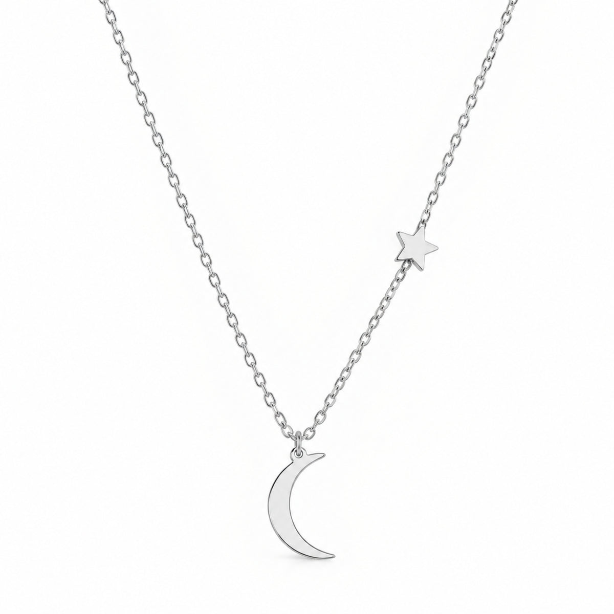 Collar de luna y estrella, delicado y fácil de combinar.