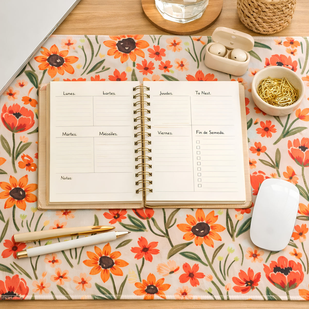 Desk Pad Flores, protector de escritorio, antideslizante, de baja fricción, con diseño floral vibrante y lavable. 