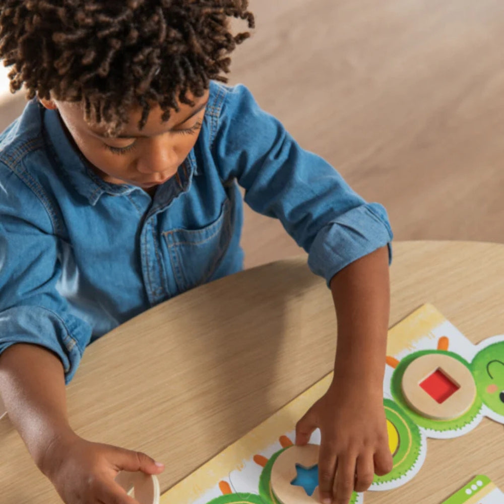 Juego educativo Oli – Figuras y colores Goula