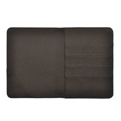 Porta documentos Legami color negro con elástico y protección RFID, ideal para viajes seguros y organizados.